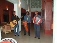 Шри Ланка, отель Club Palm Bay -  народный музыкальный коллектив